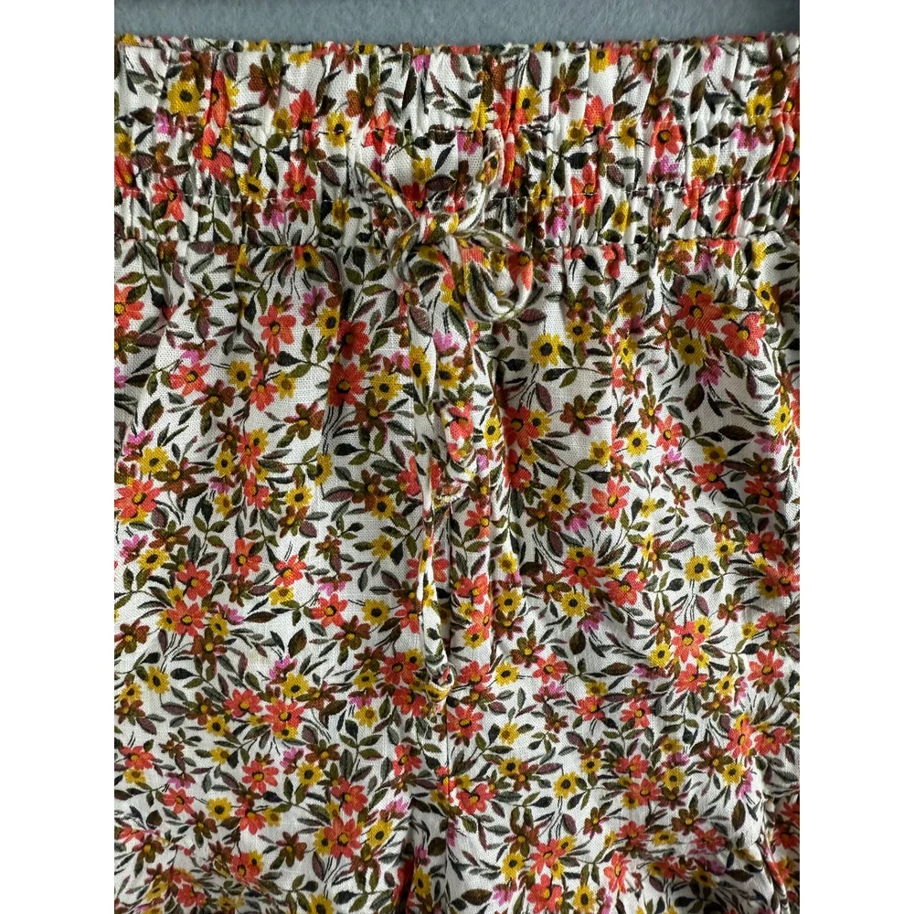 Wild Fable Shorts Women's Small Floral Print Shorts Drawstring Casual Beachwear‎